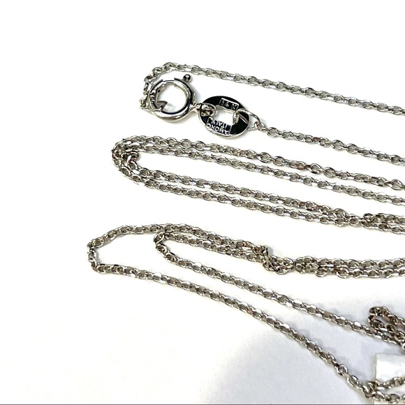 Beautiful Diamond Solitaire Necklace .15CT in solid 14k White Gold 16.5” - Picture 2 of 6